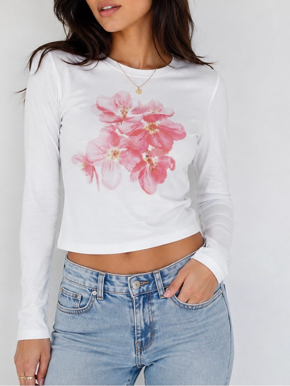 Edikted White Long Sleeve Tee with Pink Flower Size Medium